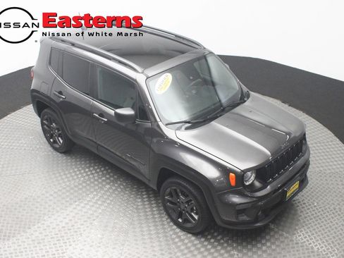 Used 2021 Jeep Renegade Latitude w/ Sun & Sound Group AWD/4WD image 3