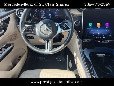 Certified 2025 Mercedes-Benz GLC 300 4MATIC image 17