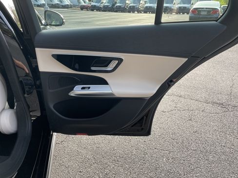 New 2026 Mercedes-Benz E 350 4MATIC Sedan image 39