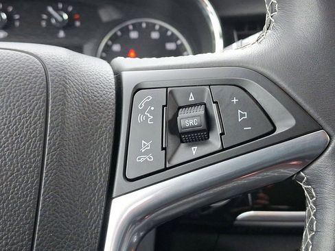 Certified 2022 Buick Encore Preferred w/ Safety Package image 18