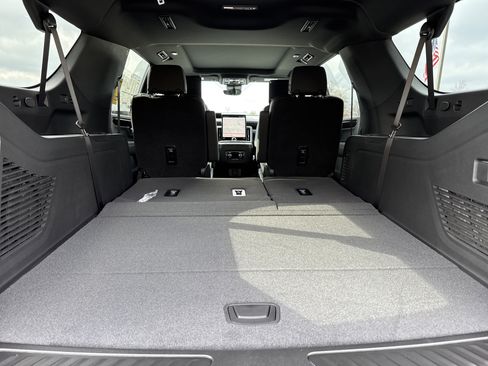 New 2026 GMC Yukon XL Elevation w/ Elevation Premium Package image 37