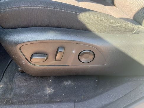Used 2025 GMC Acadia Elevation AWD/4WD image 11