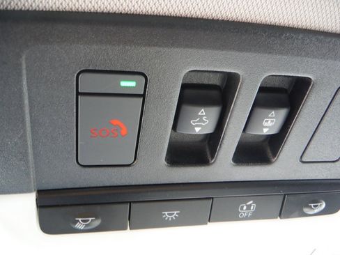 Used 2021 Nissan Rogue SL AWD/4WD image 24