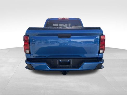 Used 2023 Chevrolet Colorado LT w/ LT Convenience Package image 7