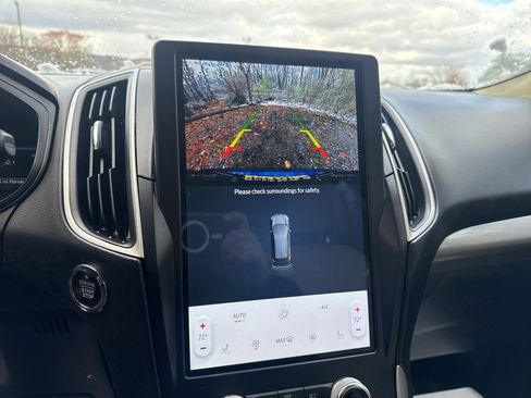 Used 2024 Ford Edge SEL w/ Convenience Package image 28