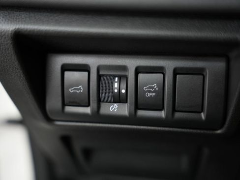 Used 2020 Subaru Outback Limited image 51