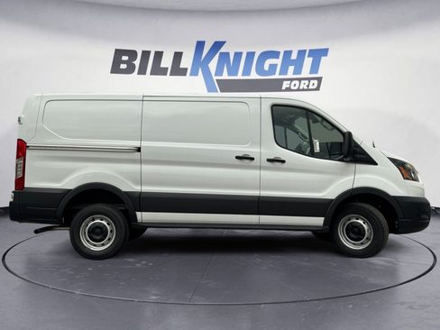 Used 2024 Ford Transit 250 Low Roof RWD image 6