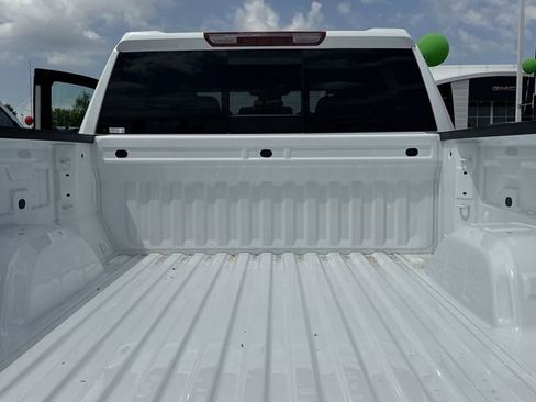 New 2026 GMC Sierra 1500 SLT AWD/4WD image 10