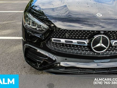 Used 2024 Mercedes-Benz GLA 250 4MATIC image 11