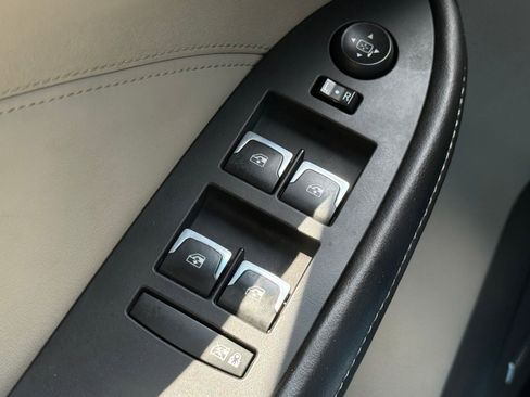 Used 2019 Cadillac CTS Sedan RWD image 32