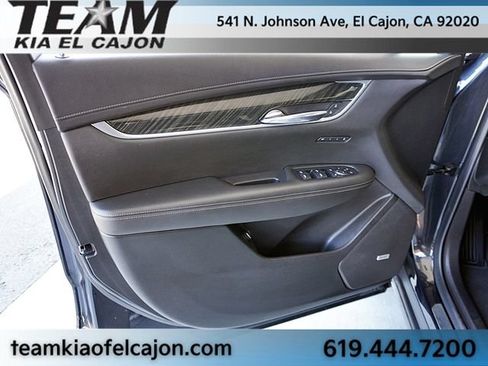Used 2021 Cadillac XT6 Premium Luxury FWD image 23