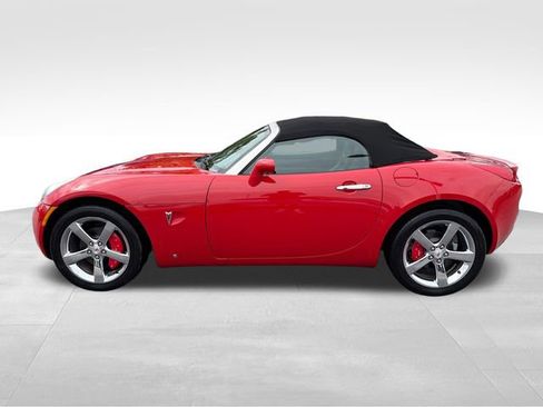 Used 2007 Pontiac Solstice Convertible w/ Premium Package RWD image 4