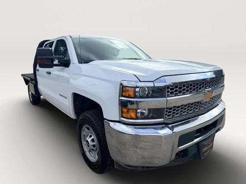 Used 2019 Chevrolet Silverado 2500 W/T w/ WT Convenience Package AWD/4WD image 5