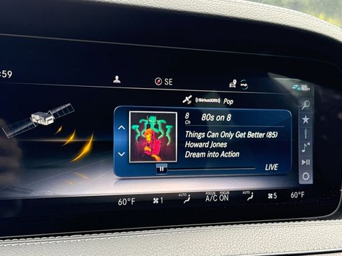 Used 2019 Mercedes-Benz S 450 Sedan image 23