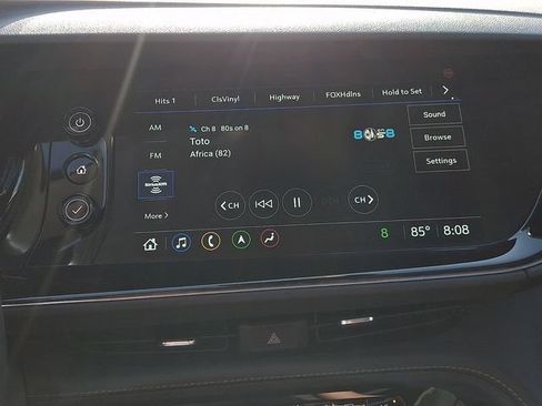 Used 2023 Buick Envision Avenir AWD/4WD image 28