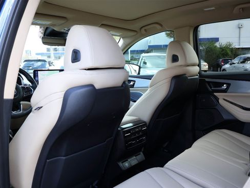 Certified 2025 Acura MDX SH-AWD image 12