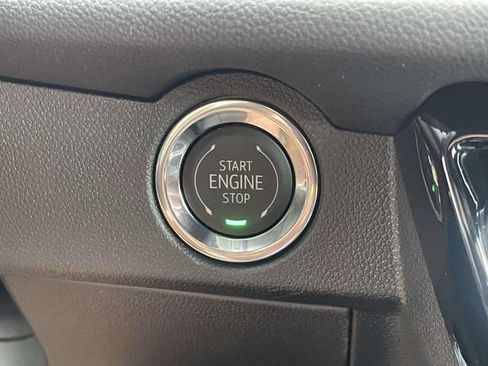 New 2027 Chevrolet Traverse LT w/ Driver Confidence Package FWD image 16