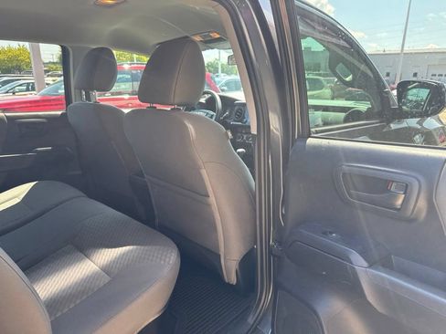 Used 2023 Toyota Tacoma SR AWD/4WD image 16
