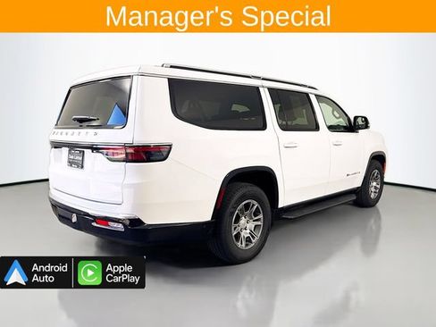 Used 2023 Jeep Wagoneer L 4WD w/ Convenience Group I image 7