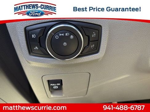 Used 2015 Ford F150 XLT image 27