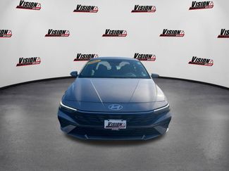 Certified 2025 Hyundai Elantra SE video 2