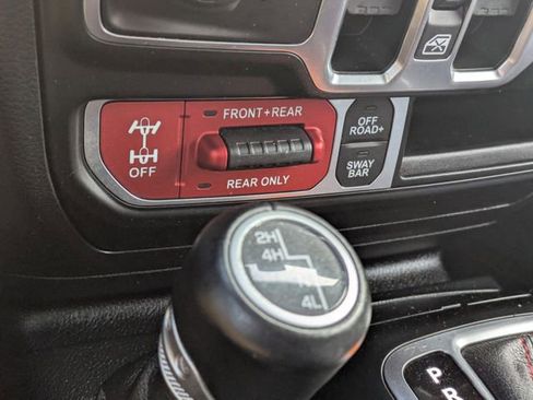 Used 2020 Jeep Gladiator Rubicon image 22