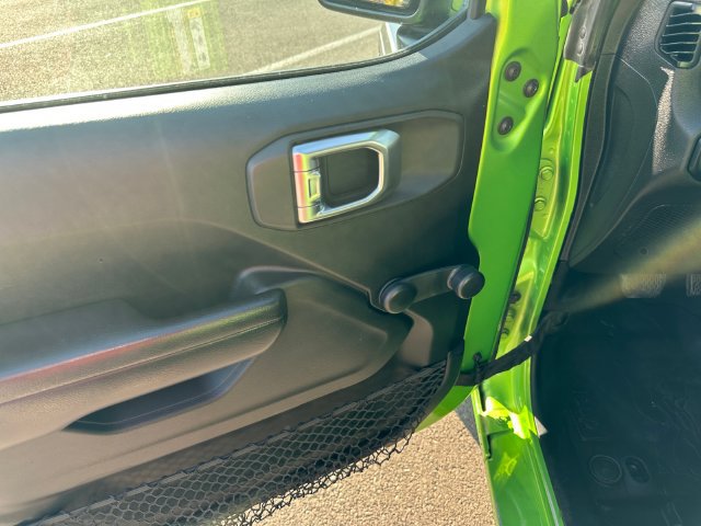 Used 2018 Jeep Wrangler Unlimited Sport AWD/4WD image 21