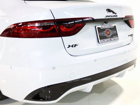 Used 2021 Jaguar XF R-Dynamic SE image 68