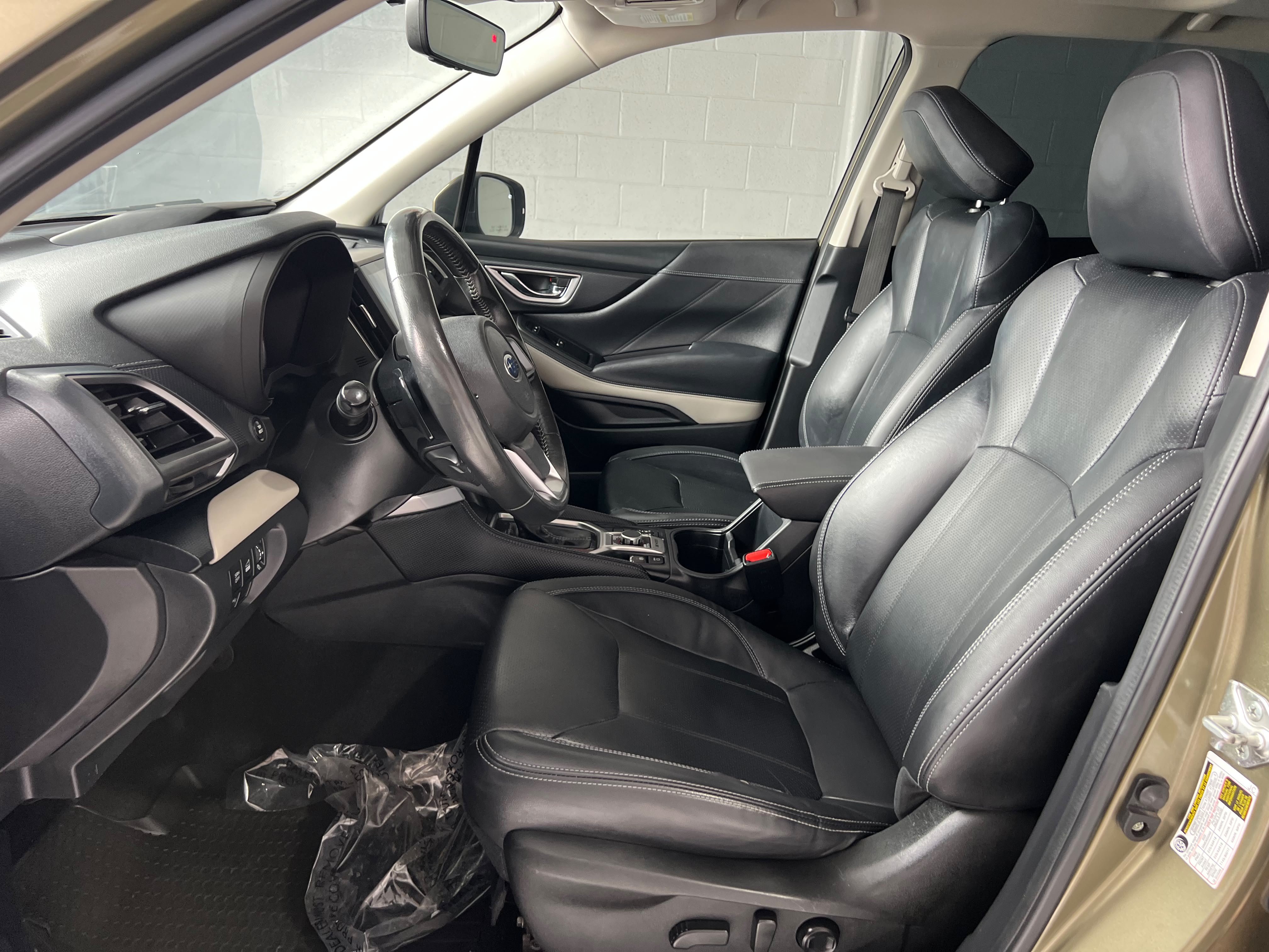 Used 2023 Subaru Forester Limited AWD/4WD image 11