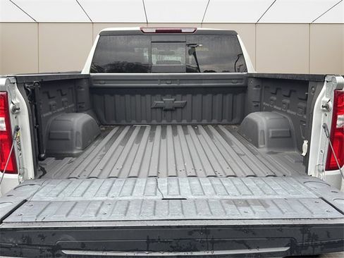 Used 2022 Chevrolet Silverado 1500 LTZ image 13