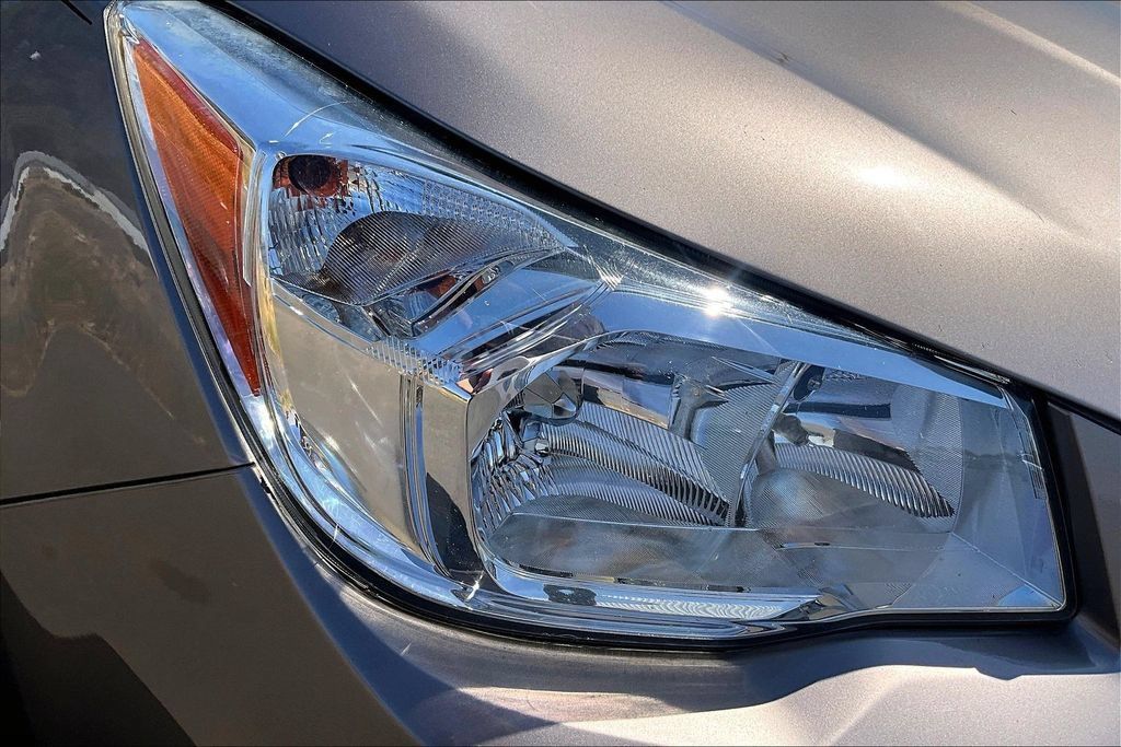 Used 2015 Subaru Forester 2.5i Premium AWD/4WD image 29
