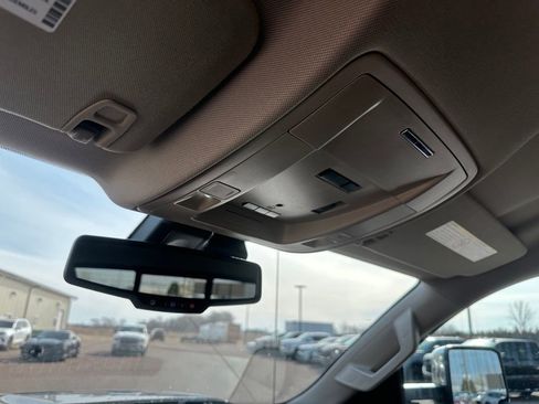 Used 2015 Chevrolet Silverado 2500 High Country w/ Duramax Plus Package image 19