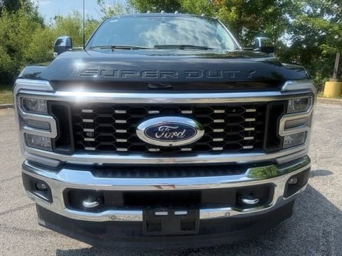 Used 2023 Ford F350 Lariat w/ Lariat Ultimate Package AWD/4WD image 7