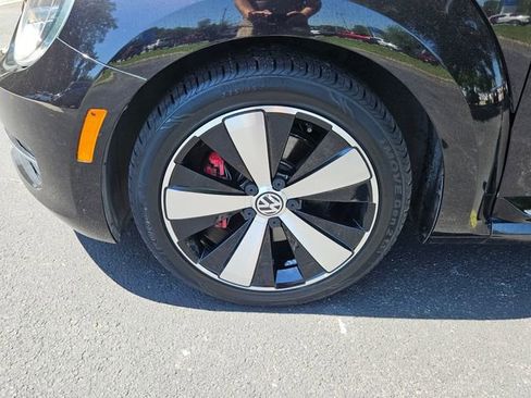 Used 2013 Volkswagen Beetle 2.0T FWD image 9