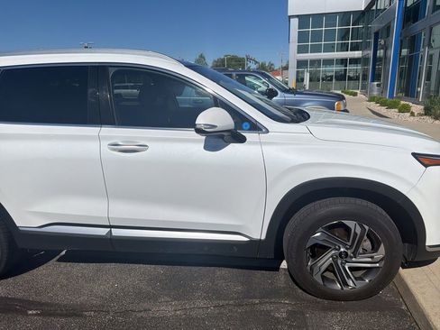 Used 2021 Hyundai Santa Fe SEL w/ Convenience + Premium Package AWD/4WD image 4