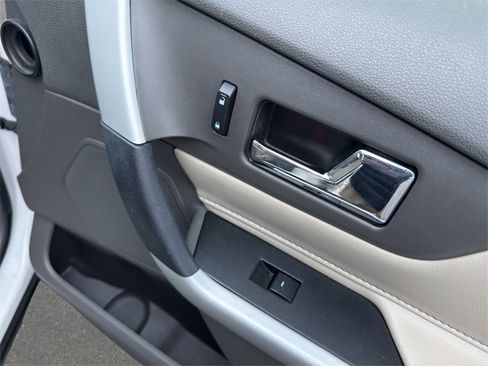 Used 2014 Ford Edge Limited w/ Equipment Group 302A image 16