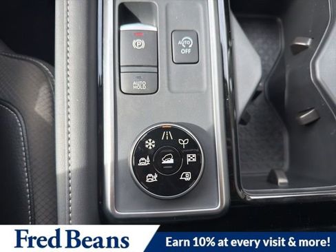 New 2026 Nissan Pathfinder SL image 20