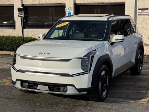 Used 2024 Kia EV9 Wind AWD/4WD image 20