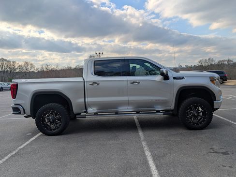 Used 2019 GMC Sierra 1500 SLT w/ SLT Premium Plus Package image 10