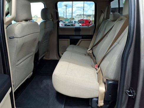 Used 2017 Ford F150 XLT w/ Equipment Group 302A Luxury AWD/4WD image 16