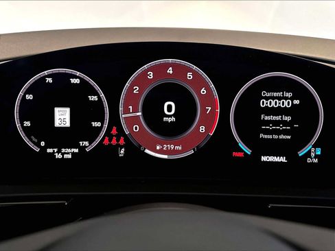 New 2026 Porsche Cayenne Coupe AWD/4WD image 17
