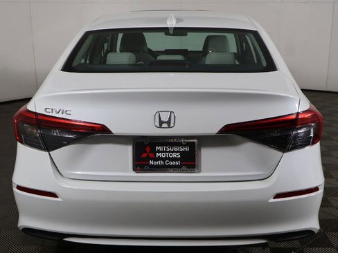 Used 2022 Honda Civic EX image 12