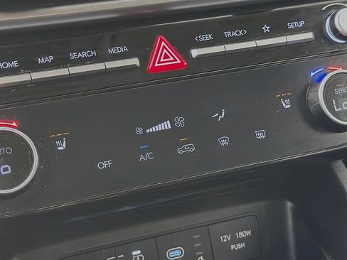 Used 2025 Hyundai Tucson SEL FWD image 23