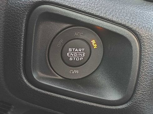 New 2026 Jeep Gladiator Sport AWD/4WD image 14