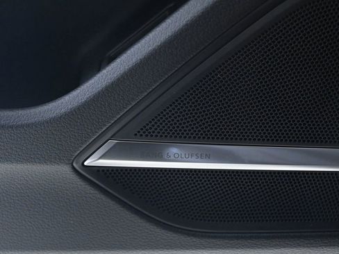 New 2026 Audi A8 L 3.0T image 21