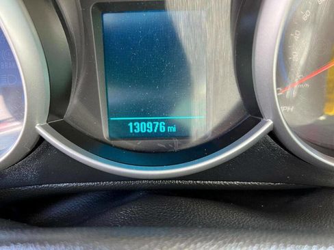 Used 2015 Chevrolet Cruze LT image 13