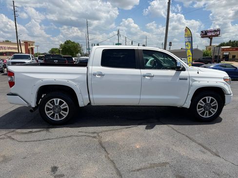 Used 2019 Toyota Tundra Platinum AWD/4WD image 16