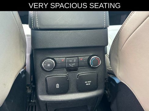 Used 2016 Ford Explorer Platinum AWD/4WD image 22