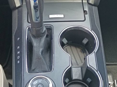 Used 2018 Ford Explorer Platinum AWD/4WD image 27