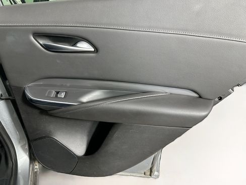 Used 2024 Cadillac XT4 Premium Luxury image 29